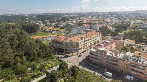 Apartamento T5 para Venda em Madalena