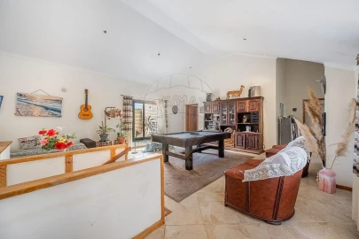 Apartamento T5 para Venda em Madalena