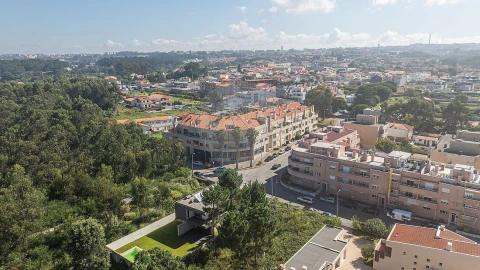 Apartamento T5 para Venda em Madalena