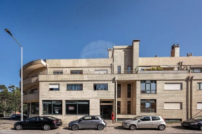 Apartamento T5 para Venda em Madalena