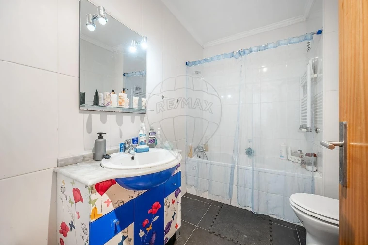 Apartamento T5 para Venda em Madalena Foto 17