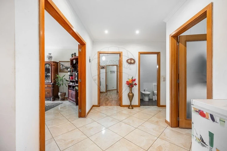 Apartamento T5 para Venda em Madalena Foto 24