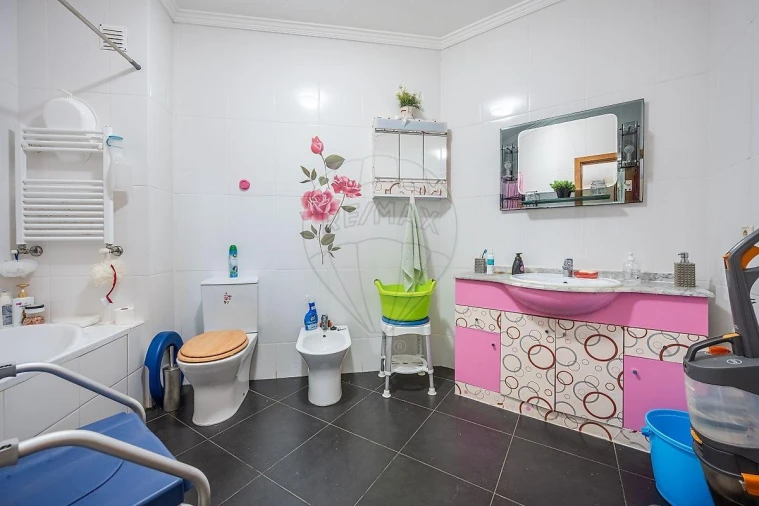 Apartamento T5 para Venda em Madalena Foto 31