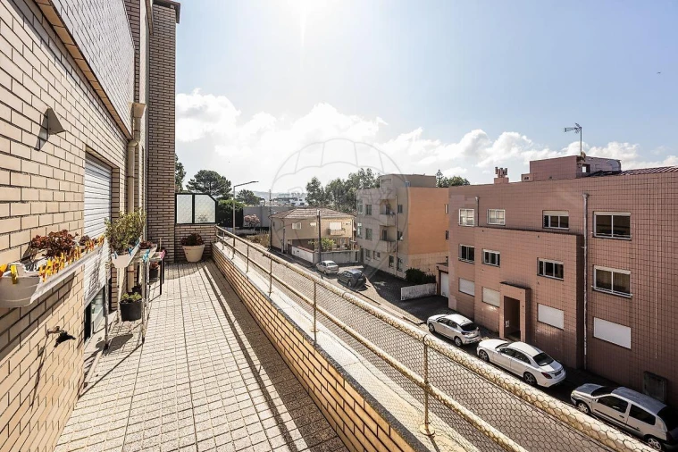 Apartamento T5 para Venda em Madalena Foto 36