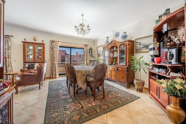 Apartamento T5 para Venda em Madalena Foto 37