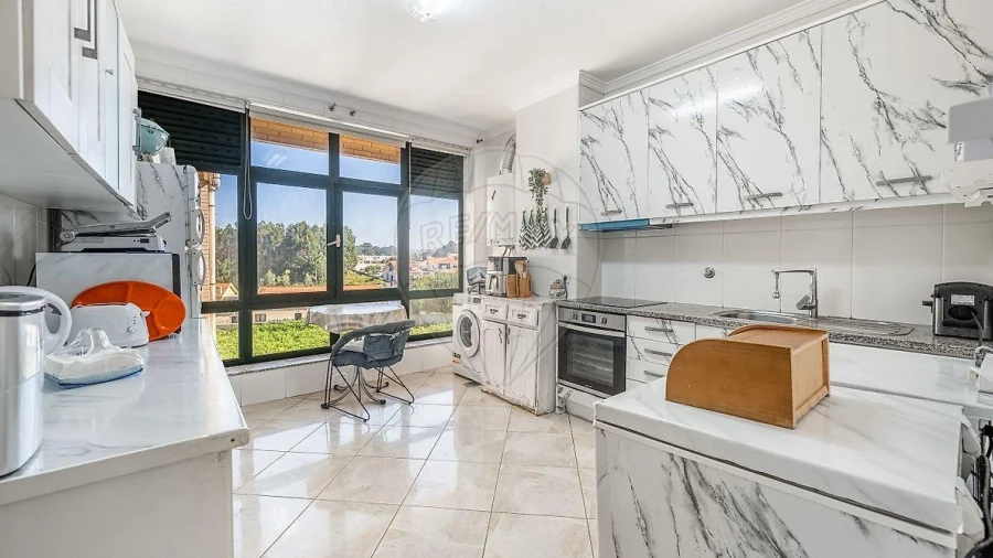 Apartamento T5 para Venda em Madalena