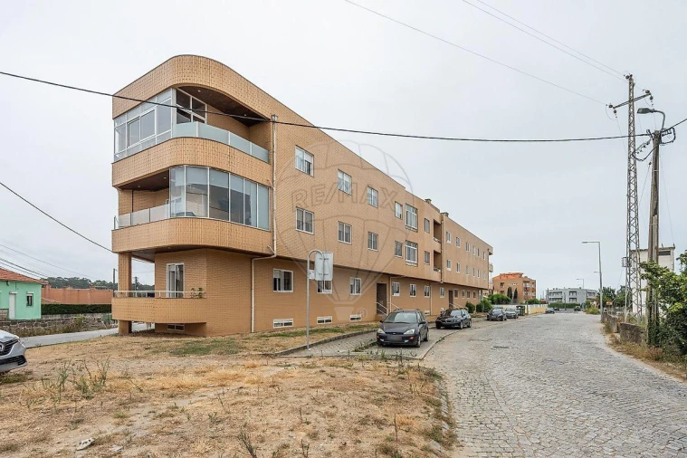 Apartamento T2 para Venda em Canidelo Foto 11