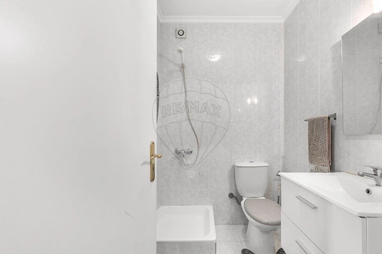 Apartamento T2 para Venda em Canidelo Foto 12