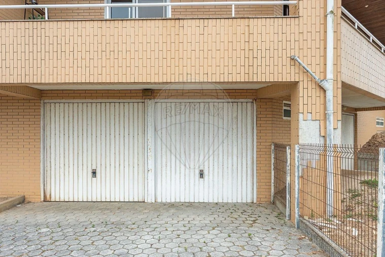 Apartamento T2 para Venda em Canidelo Foto 24