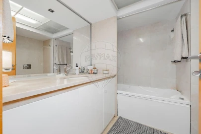 Apartamento T2 para Venda em Custóias, Leça do Balio e Guifões