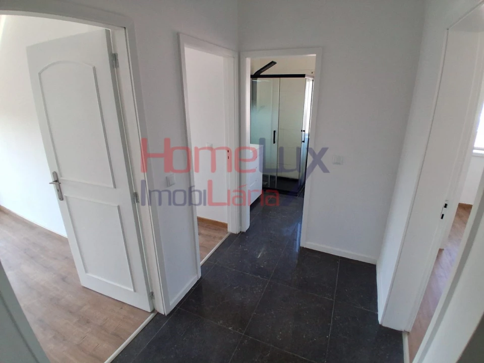 Apartamento T3 para Venda em Fânzeres e São Pedro da Cova Foto 6