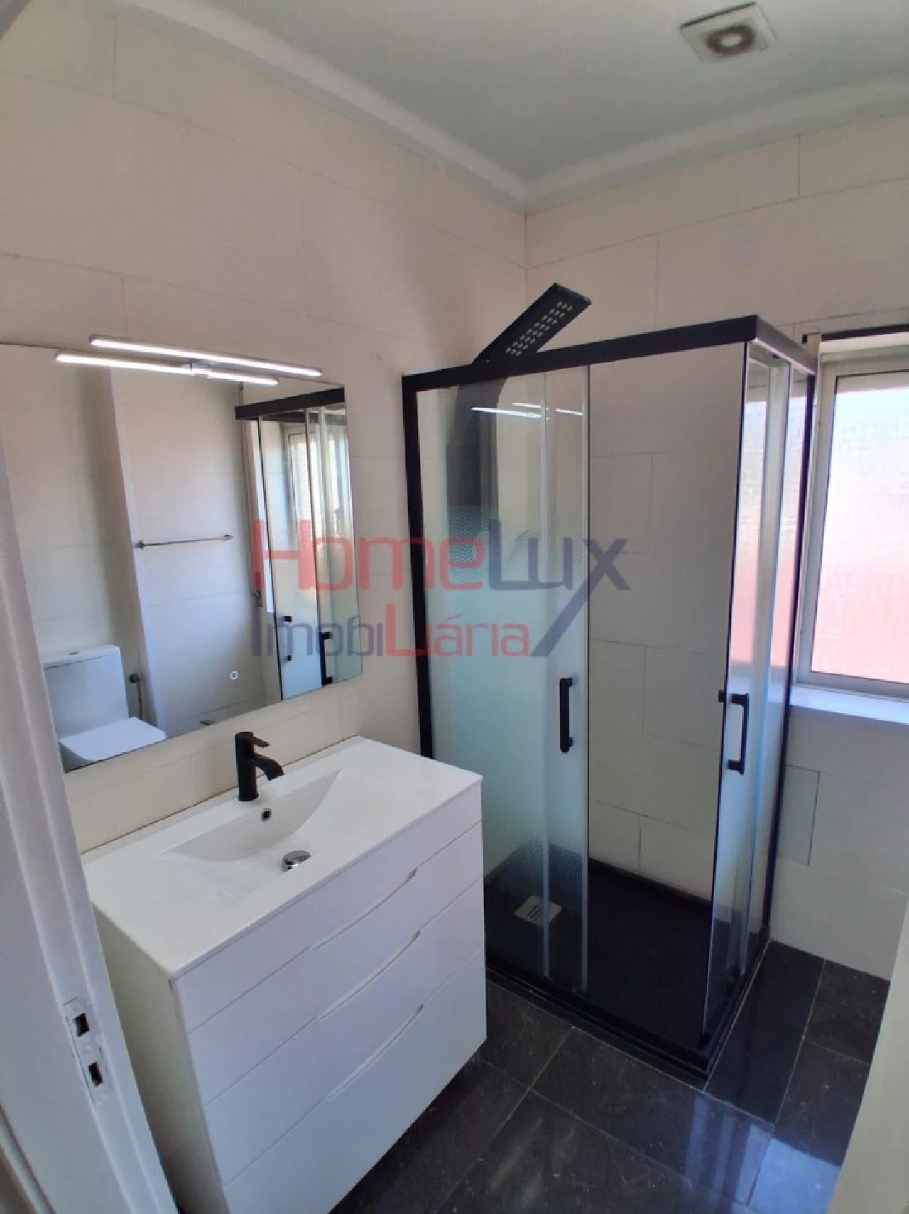 Apartamento T3 para Venda em Fânzeres e São Pedro da Cova Foto 17