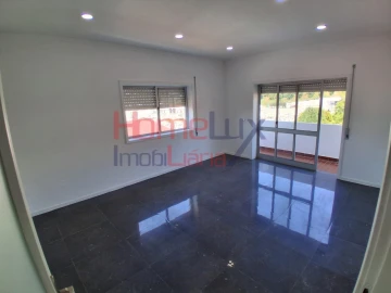 Apartamento T3 para Venda em Fânzeres e São Pedro da Cova