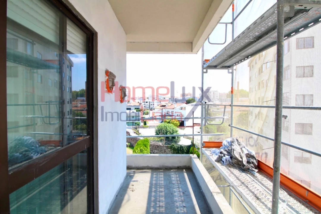 Apartamento T4 para Venda em Pedrouços Foto 17
