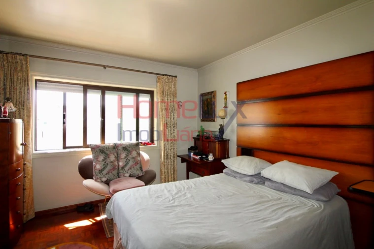 Apartamento T4 para Venda em Pedrouços Foto 19