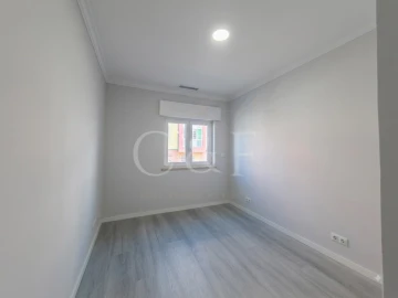 Apartamento T2 para Venda em Corroios