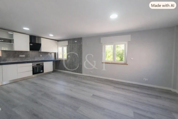 Apartamento T2 para Venda em Corroios Foto 2