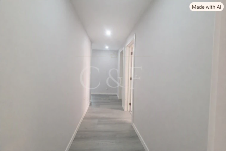 Apartamento T2 para Venda em Corroios Foto 12