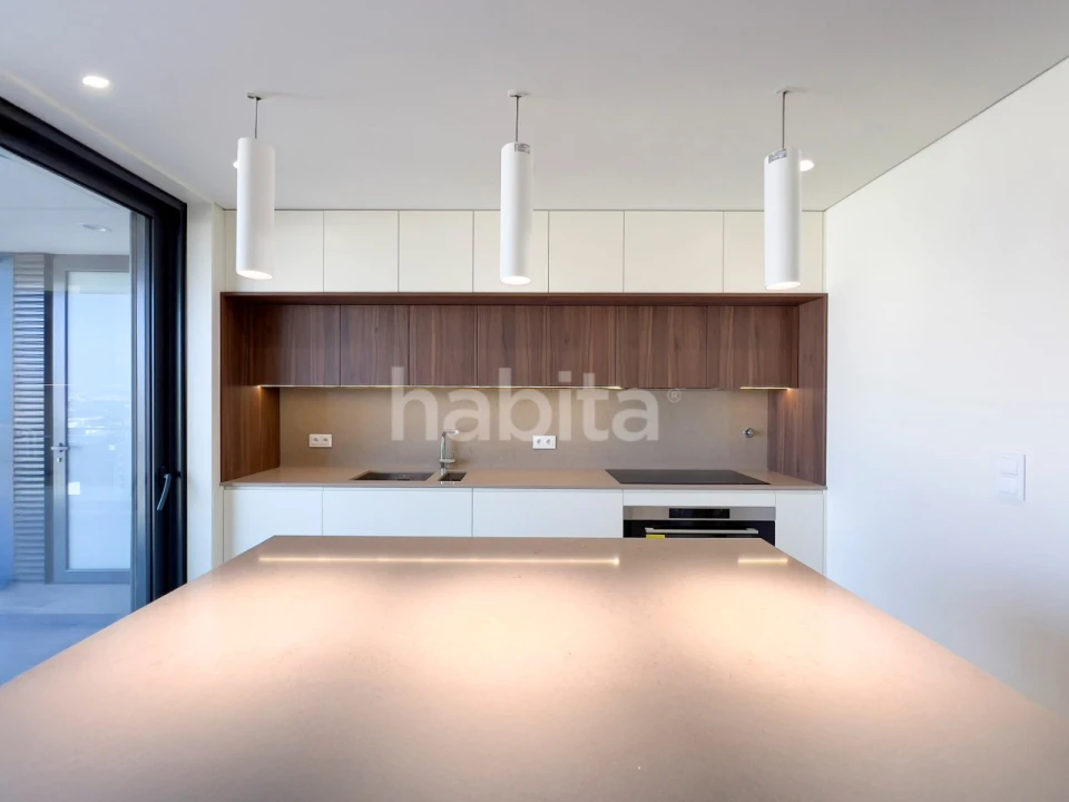Apartamento T4 para Venda em Santa Marinha e São Pedro da Afurada Foto 17