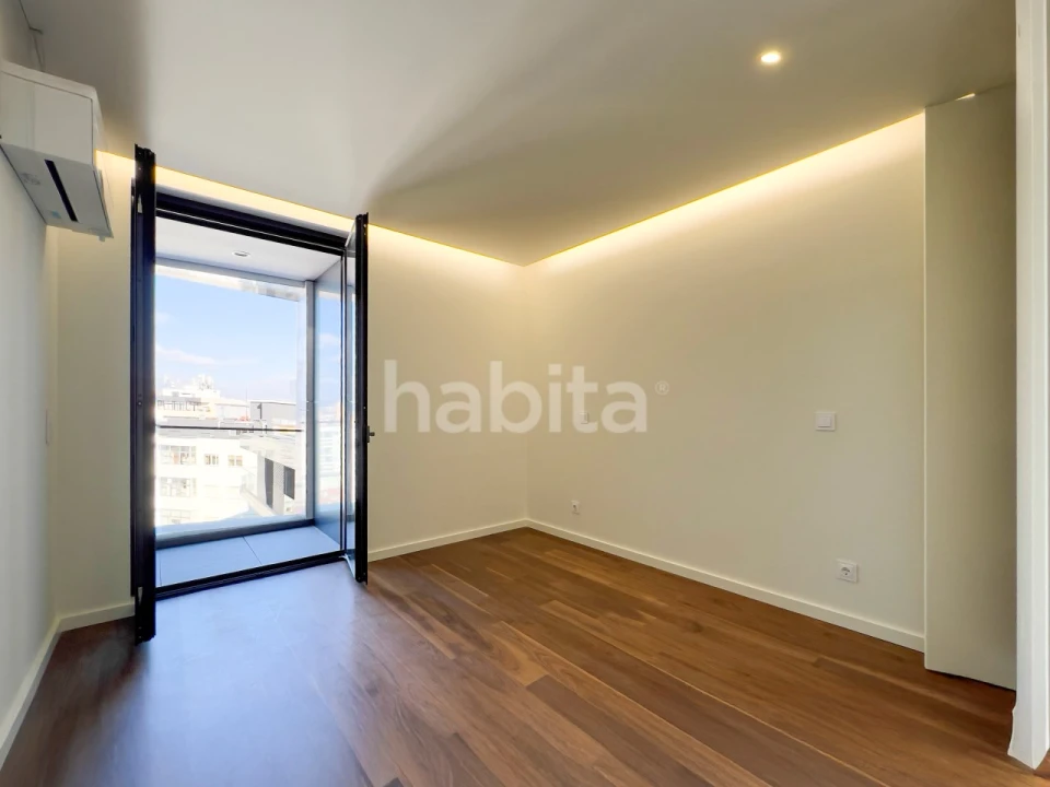 Apartamento T4 para Venda em Santa Marinha e São Pedro da Afurada Foto 28