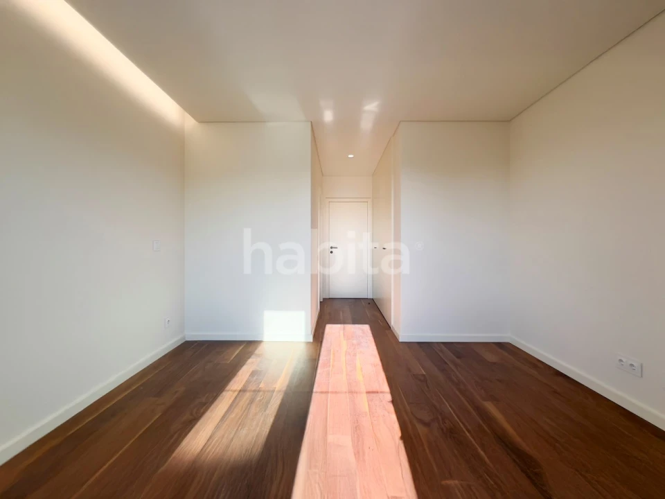 Apartamento T4 para Venda em Santa Marinha e São Pedro da Afurada Foto 33