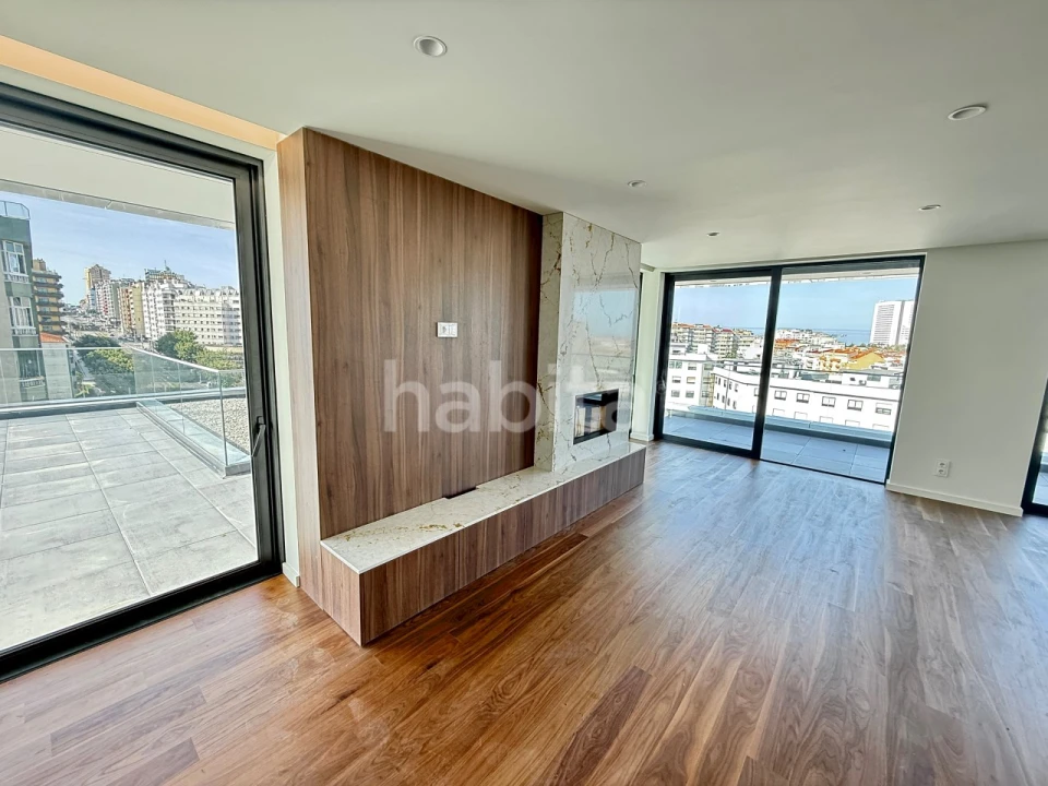 Apartamento T4 para Venda em Santa Marinha e São Pedro da Afurada Foto 15