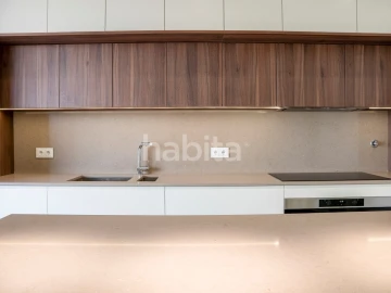 Apartamento T4 para Venda em Santa Marinha e São Pedro da Afurada