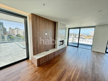Apartamento T4 para Venda em Santa Marinha e São Pedro da Afurada