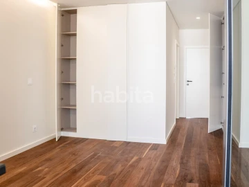 Apartamento T4 para Venda em Santa Marinha e São Pedro da Afurada