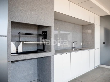 Apartamento T4 para Venda em Santa Marinha e São Pedro da Afurada