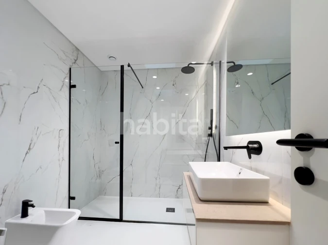 Apartamento T4 para Venda em Santa Marinha e São Pedro da Afurada Foto 24