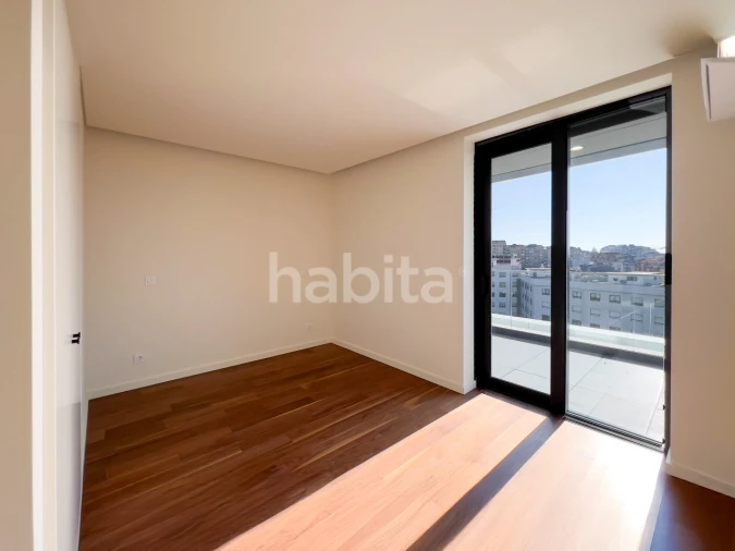 Apartamento T4 para Venda em Santa Marinha e São Pedro da Afurada Foto 29