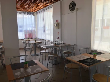 Negócio para Arrendamento em Santo Andre