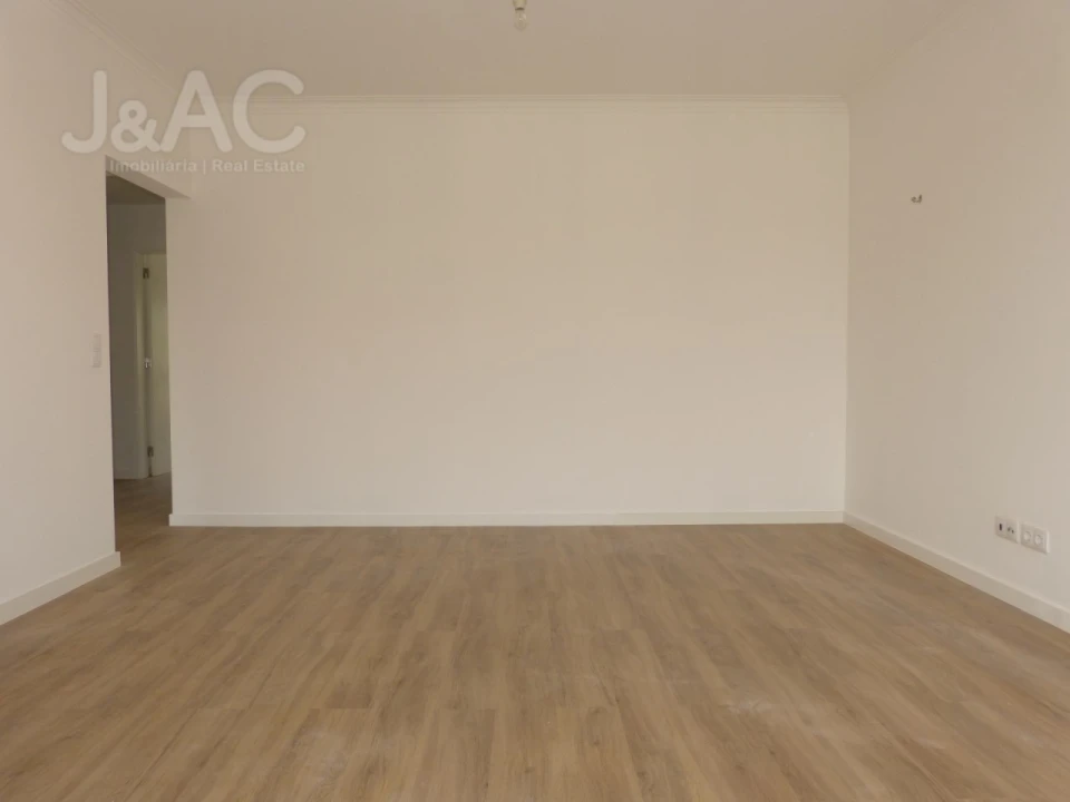 Apartamento T2 para Arrendamento em Cascais e Estoril Foto 2