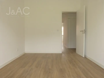 Apartamento T2 para Arrendamento em Cascais e Estoril