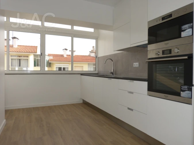 Apartamento T2 para Arrendamento em Cascais e Estoril Foto 3