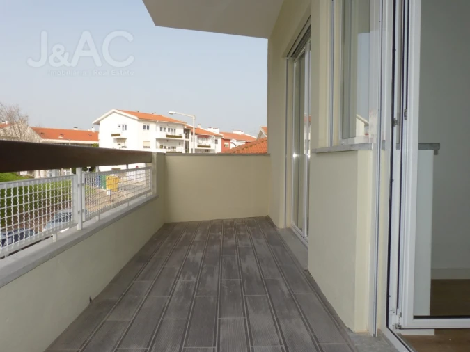 Apartamento T2 para Arrendamento em Cascais e Estoril Foto 2