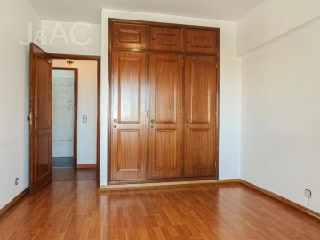 Apartamento T2 para Arrendamento em Cascais e Estoril