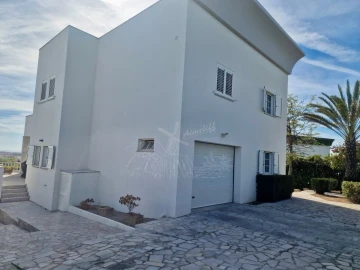 Moradia T5 para Venda em Tavira (Santa Maria e Santiago)