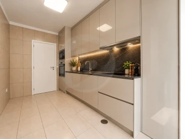 Apartamento T2 para Venda em Póvoa de Varzim, Beiriz e Argivai