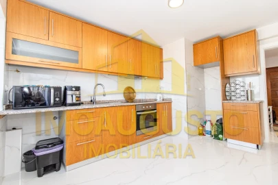 Apartamento T2 para Venda em Guarda