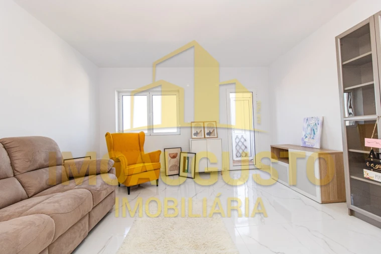 Apartamento T2 para Venda em Guarda Foto 7