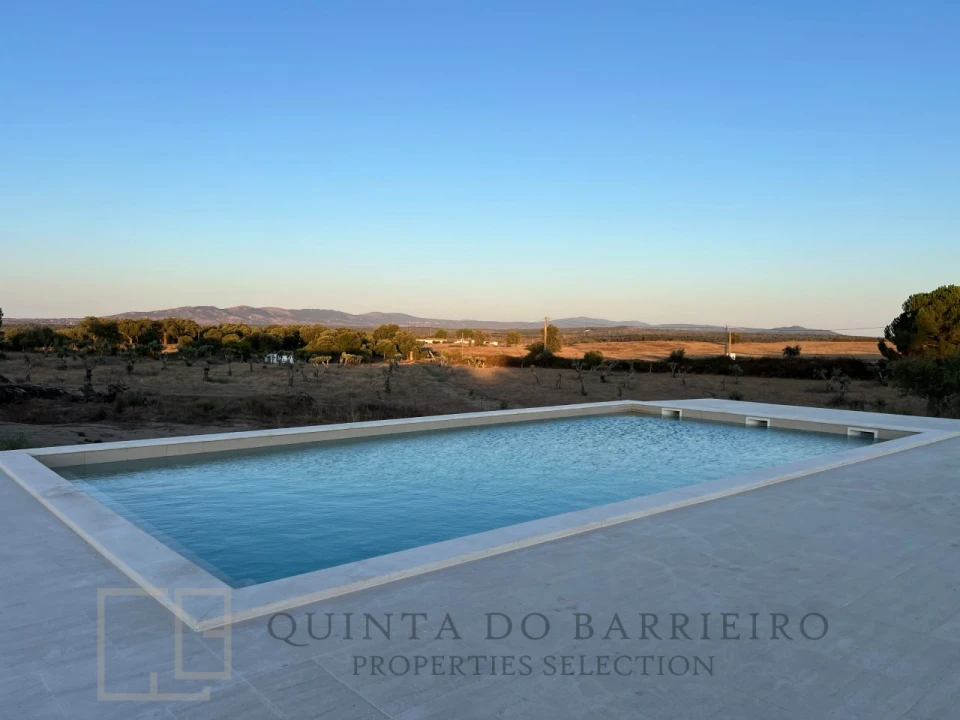 Quinta T6 para Venda em Alpalhão Foto 14
