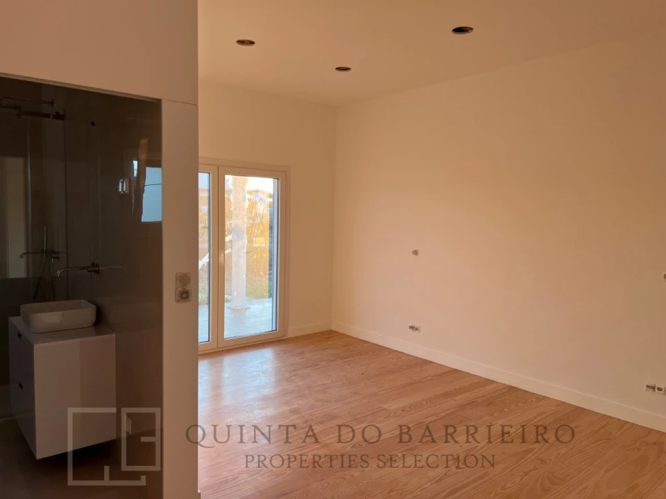 Quinta T6 para Venda em Alpalhão Foto 27