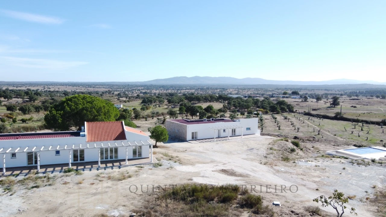Quinta T6 para Venda em Alpalhão Foto 1