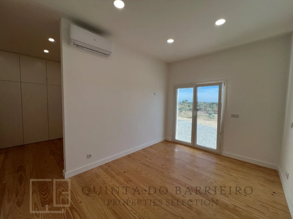 Quinta T6 para Venda em Alpalhão Foto 52