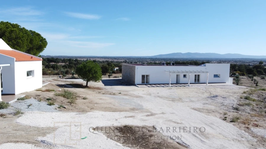 Quinta T6 para Venda em Alpalhão Foto 20
