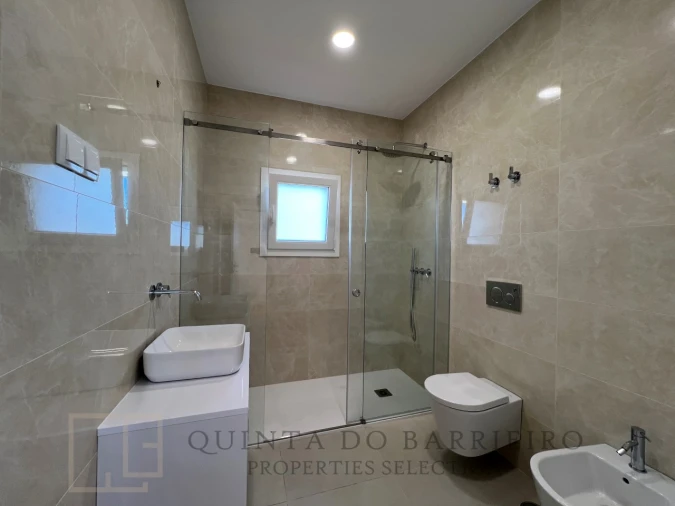 Quinta T6 para Venda em Alpalhão Foto 35