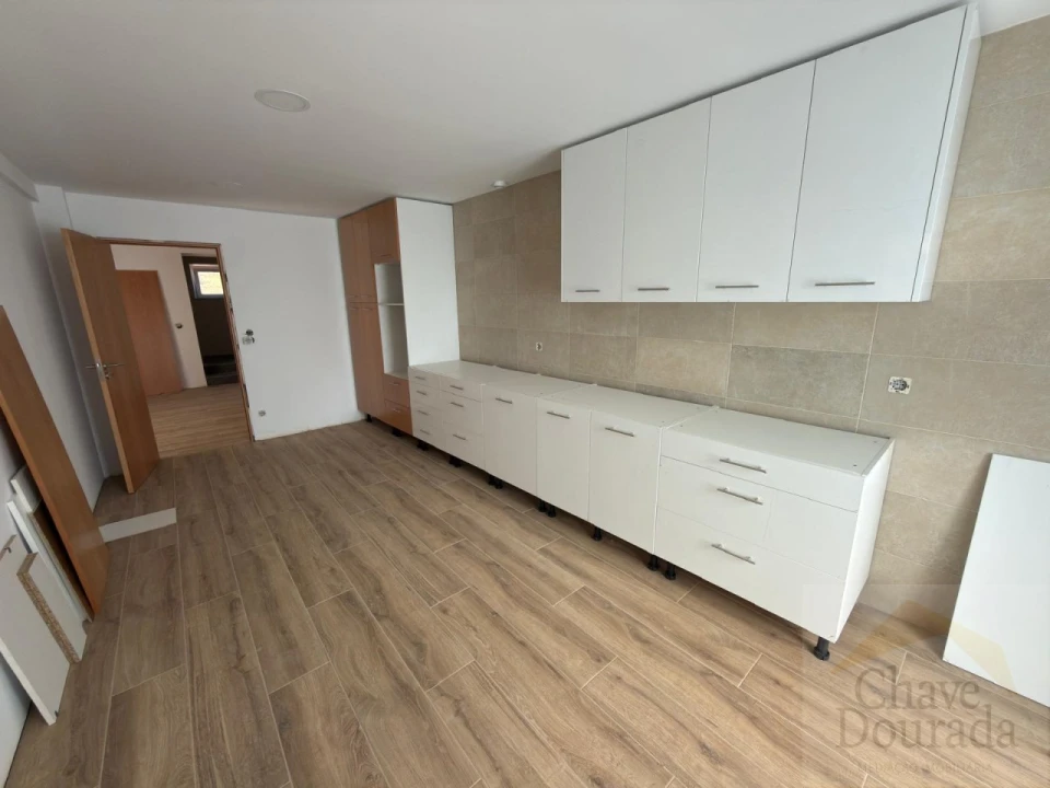 Quinta T4 para Venda em Poiares (Santo Andre) Foto 3