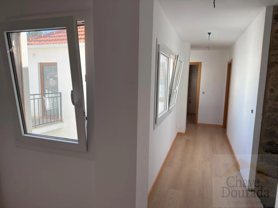 Quinta T4 para Venda em Poiares (Santo Andre) Foto 22